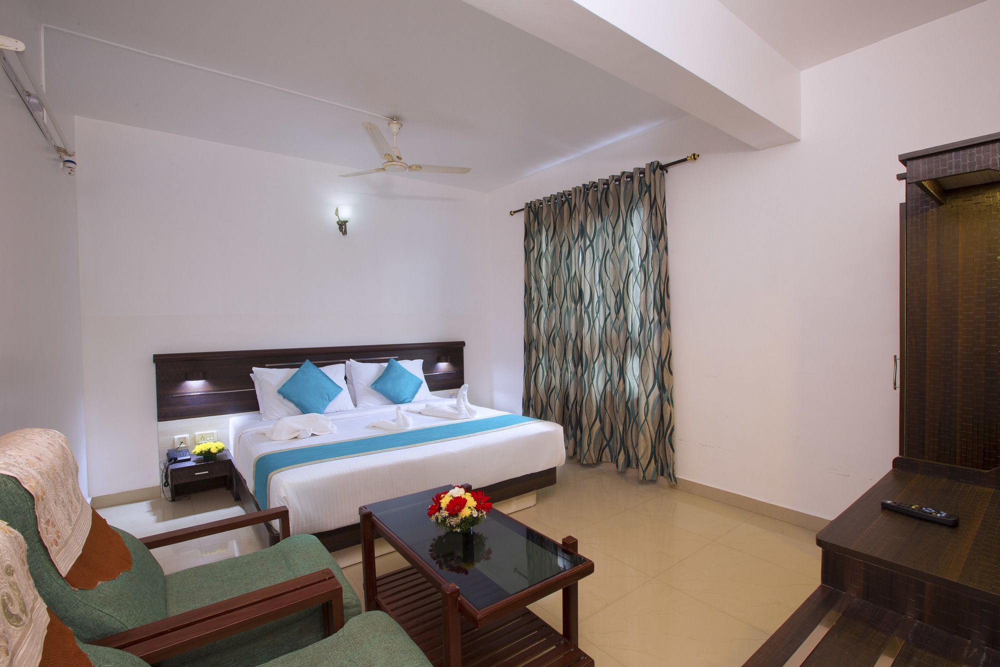 Spice Country Resort Chithirapuram Екстер'єр фото
