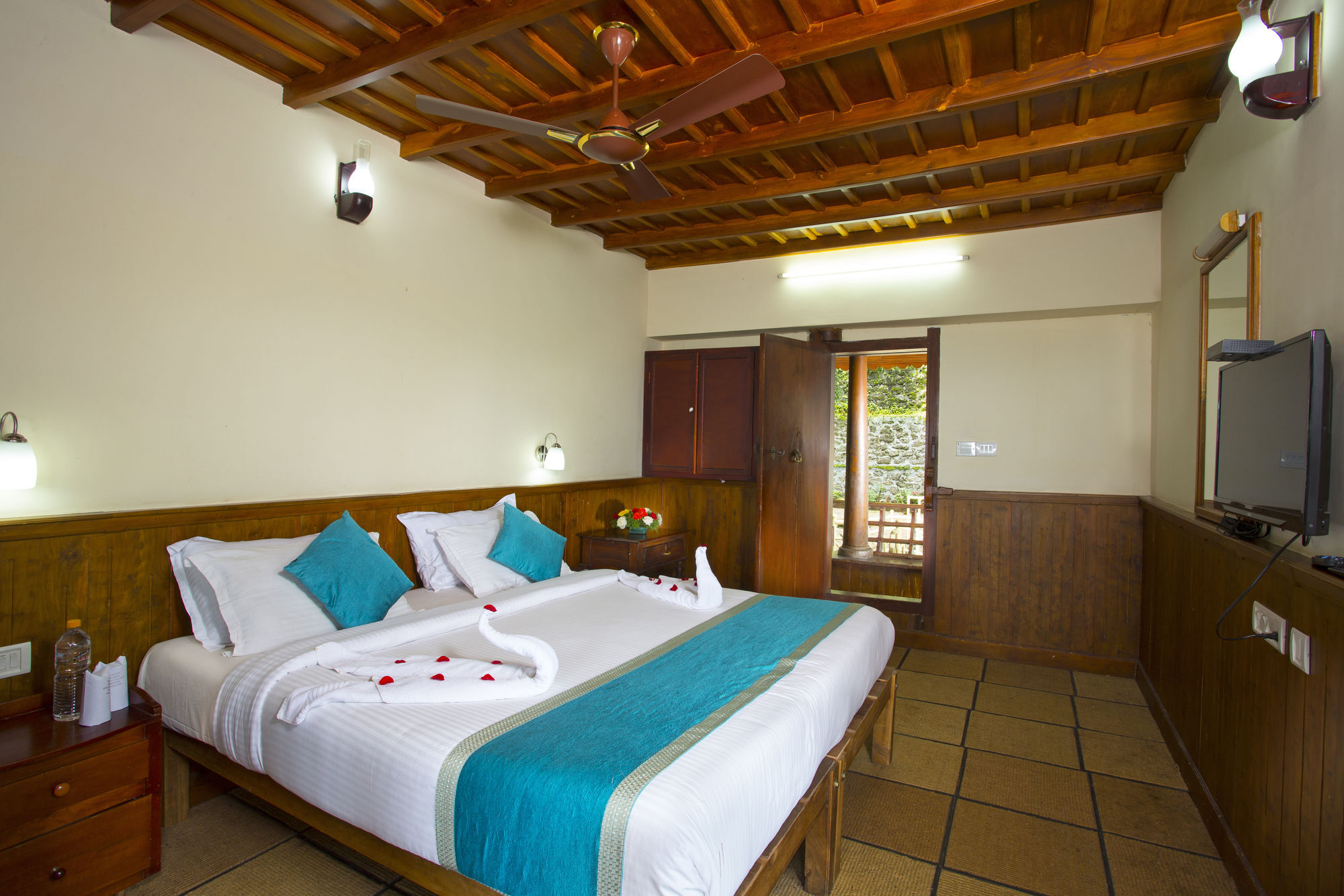 Spice Country Resort Chithirapuram Екстер'єр фото